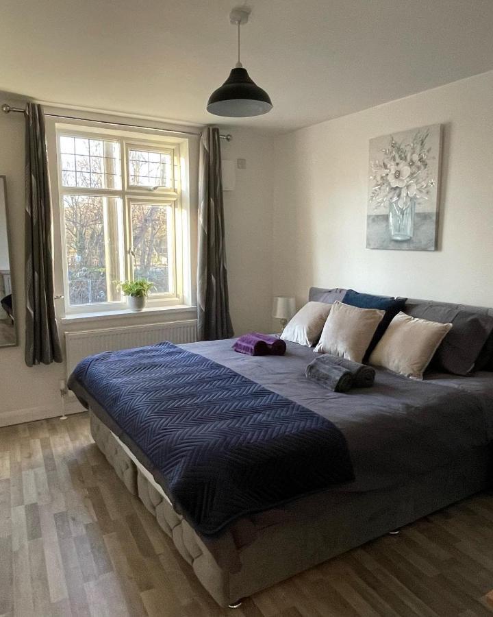 Supreme - 1 Bedroom Apart Sleeps 4 Short/Long Stay Gillingham  Εξωτερικό φωτογραφία
