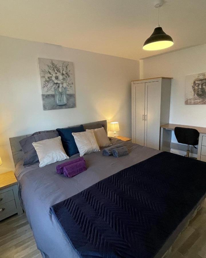 Supreme - 1 Bedroom Apart Sleeps 4 Short/Long Stay Gillingham  Εξωτερικό φωτογραφία
